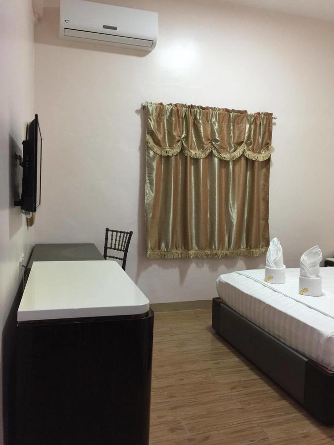 Meaco Royal Hotel - Lipa Lipa City Екстер'єр фото