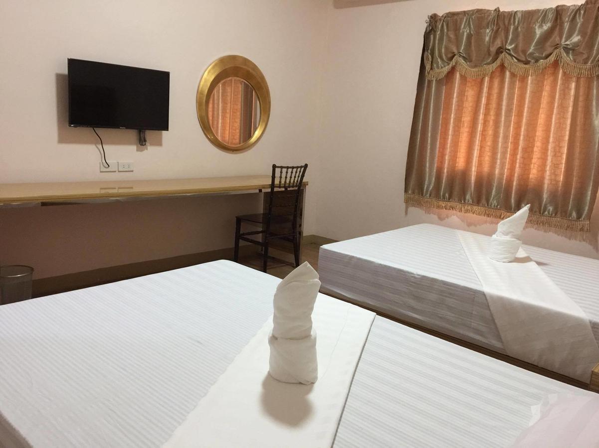 Meaco Royal Hotel - Lipa Lipa City Екстер'єр фото